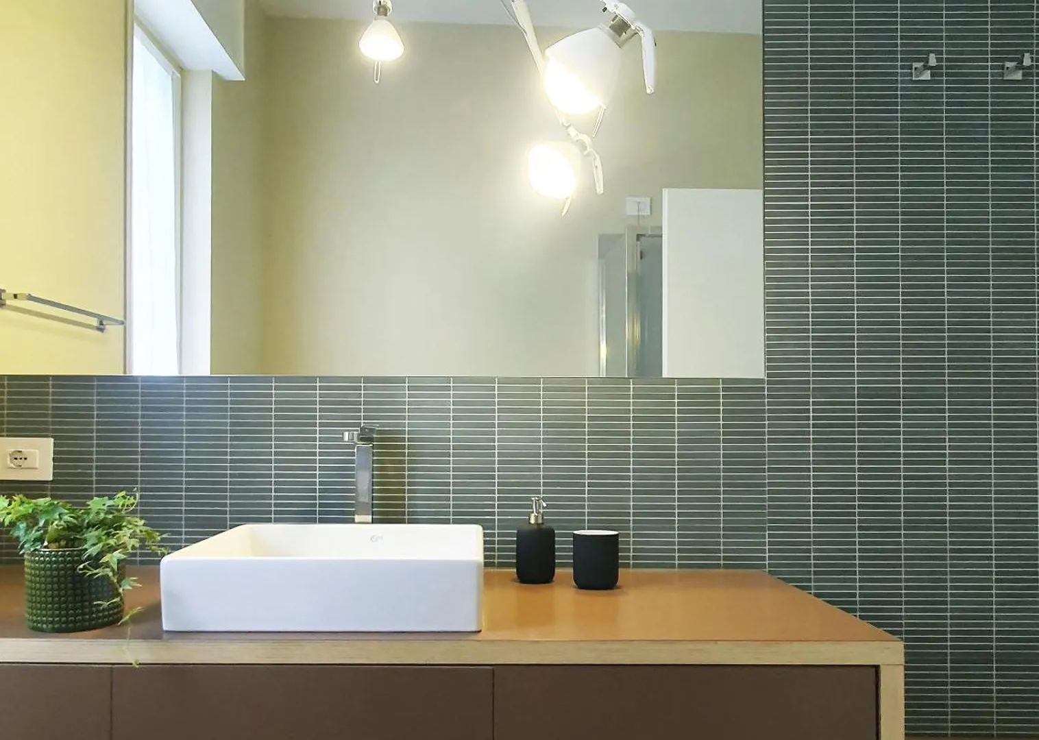 Homemi Solari Apartment Milan 0*,  Italy